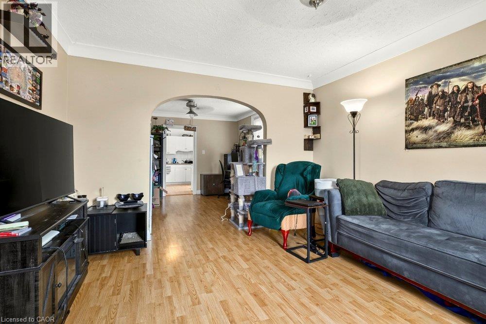 66 Queen Street S Unit# Front Unit, Thorold, Ontario  L2V 3N5 - Photo 3 - 40853123