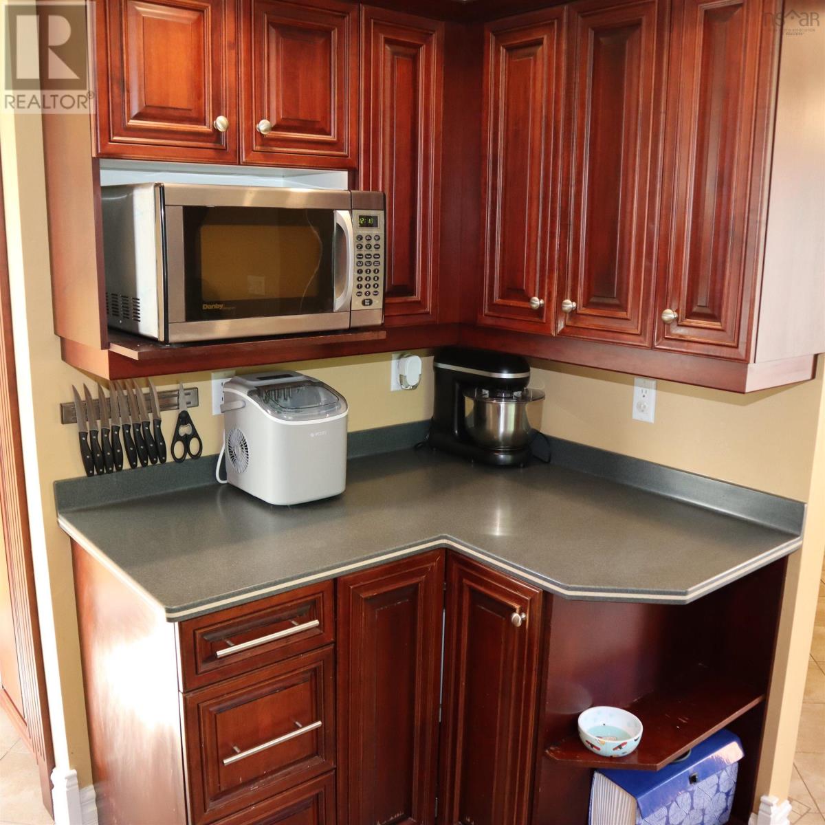 97 Bruce Drive, Sackville, Nova Scotia  B4C 3V2 - Photo 4 - 202617329