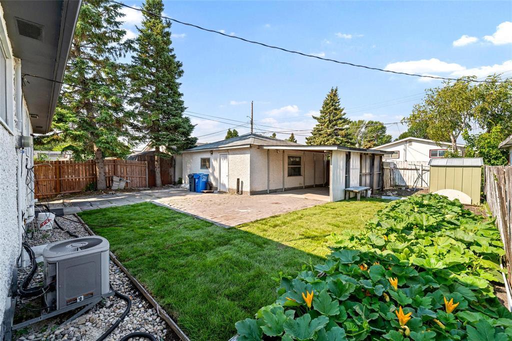 688 Keewatin Street, Winnipeg, Manitoba  R2X 2S4 - Photo 36 - 202619303