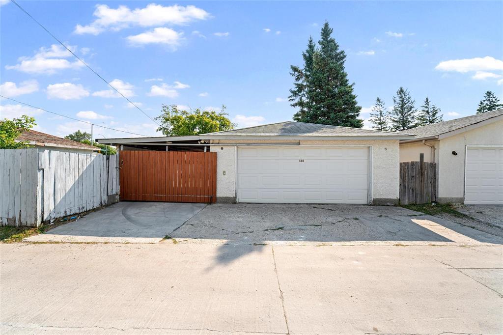 688 Keewatin Street, Winnipeg, Manitoba  R2X 2S4 - Photo 37 - 202619303