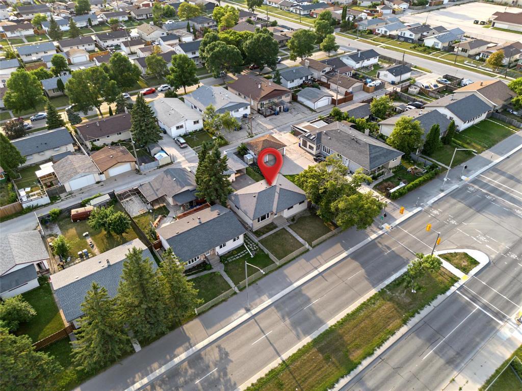 688 Keewatin Street, Winnipeg, Manitoba  R2X 2S4 - Photo 38 - 202619303