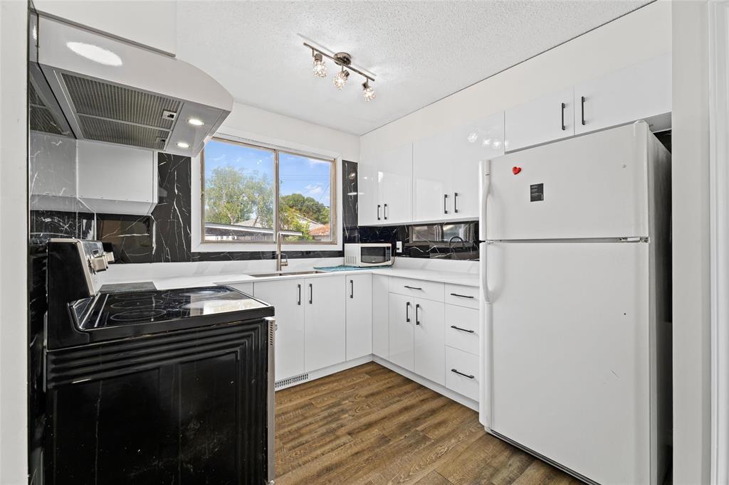 688 Keewatin Street, Winnipeg, Manitoba  R2X 2S4 - Photo 7 - 202619303