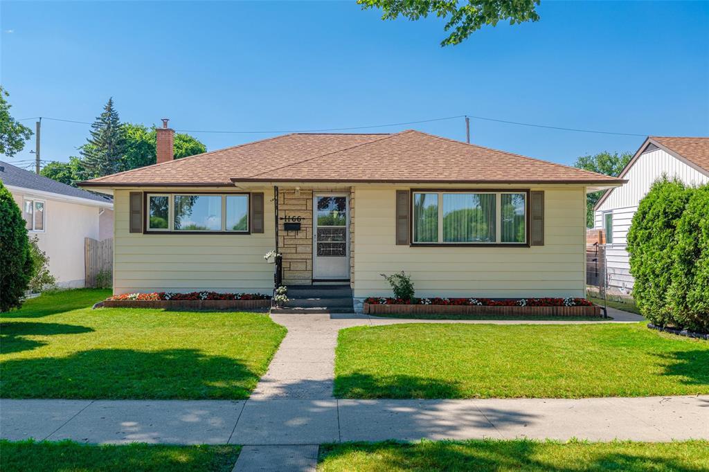 1166 Machray Avenue, Winnipeg, Manitoba  R2X 1H7 - Photo 0 - 202619376