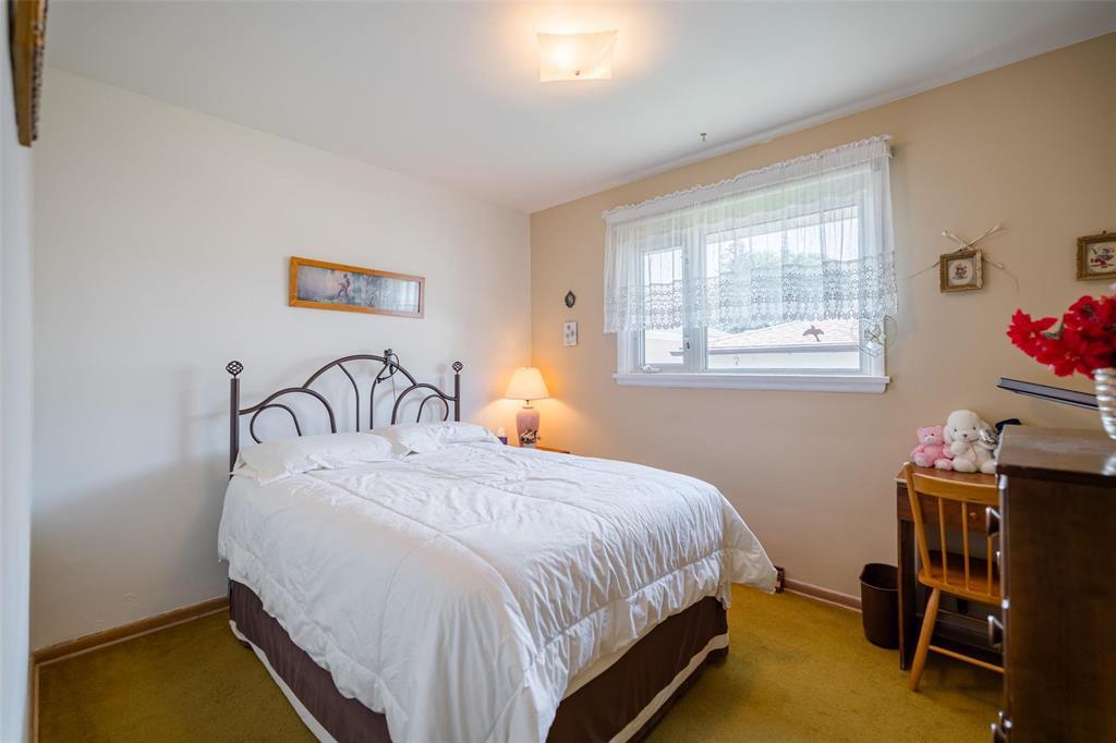 1166 Machray Avenue, Winnipeg, Manitoba  R2X 1H7 - Photo 10 - 202619376