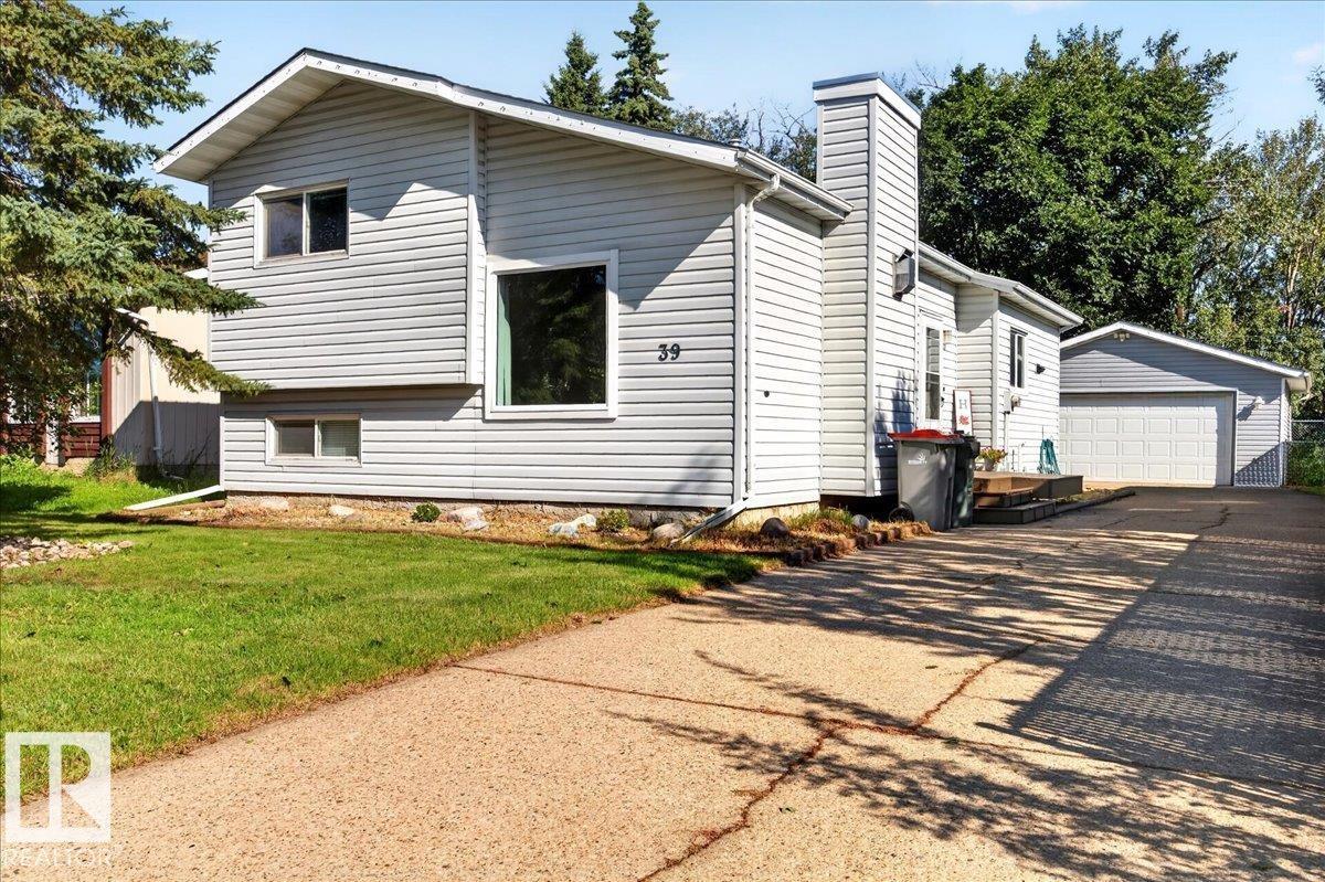 39 MCNABB CR, stony plain, Alberta