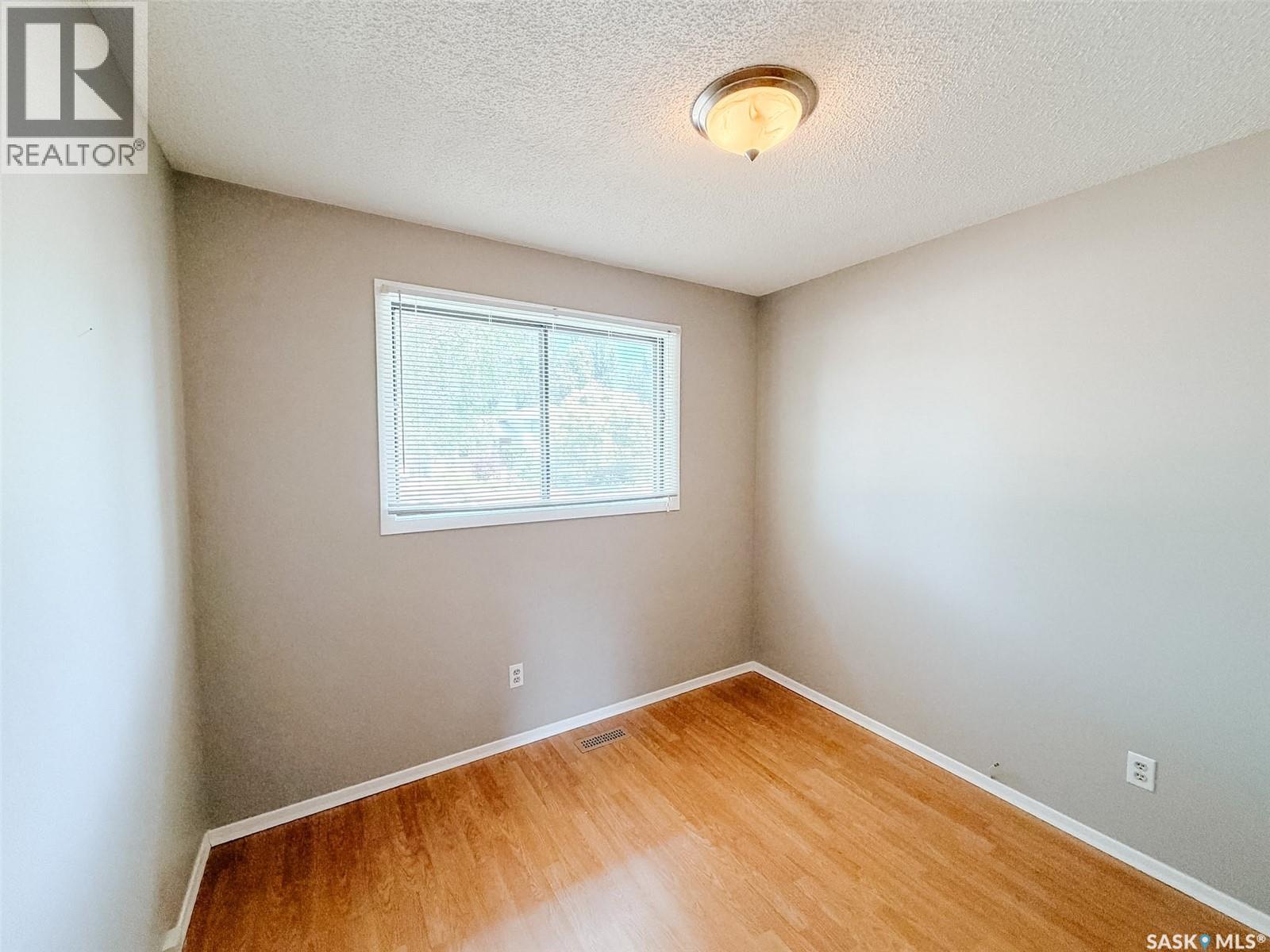 1026 Kingsmere Boulevard, Saskatoon, Saskatchewan  S7J 4X6 - Photo 11 - SK044443