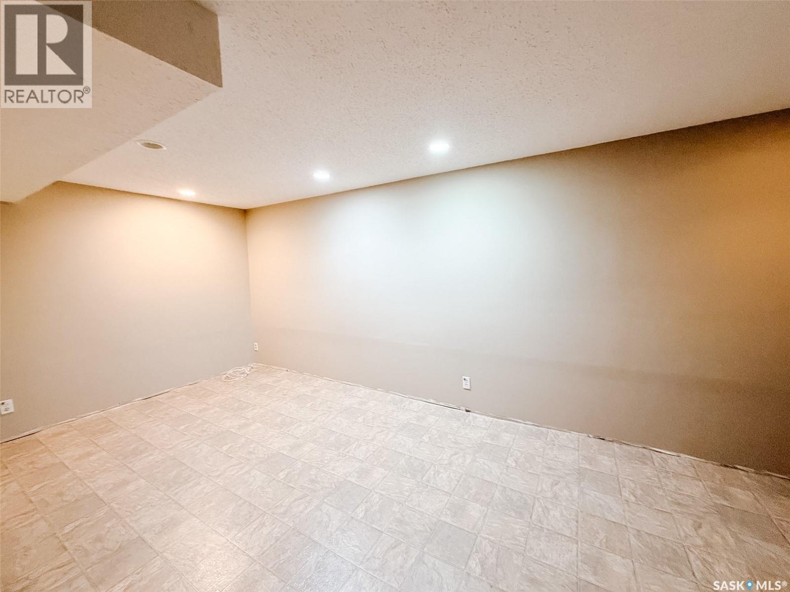 1026 Kingsmere Boulevard, Saskatoon, Saskatchewan  S7J 4X6 - Photo 20 - SK044443