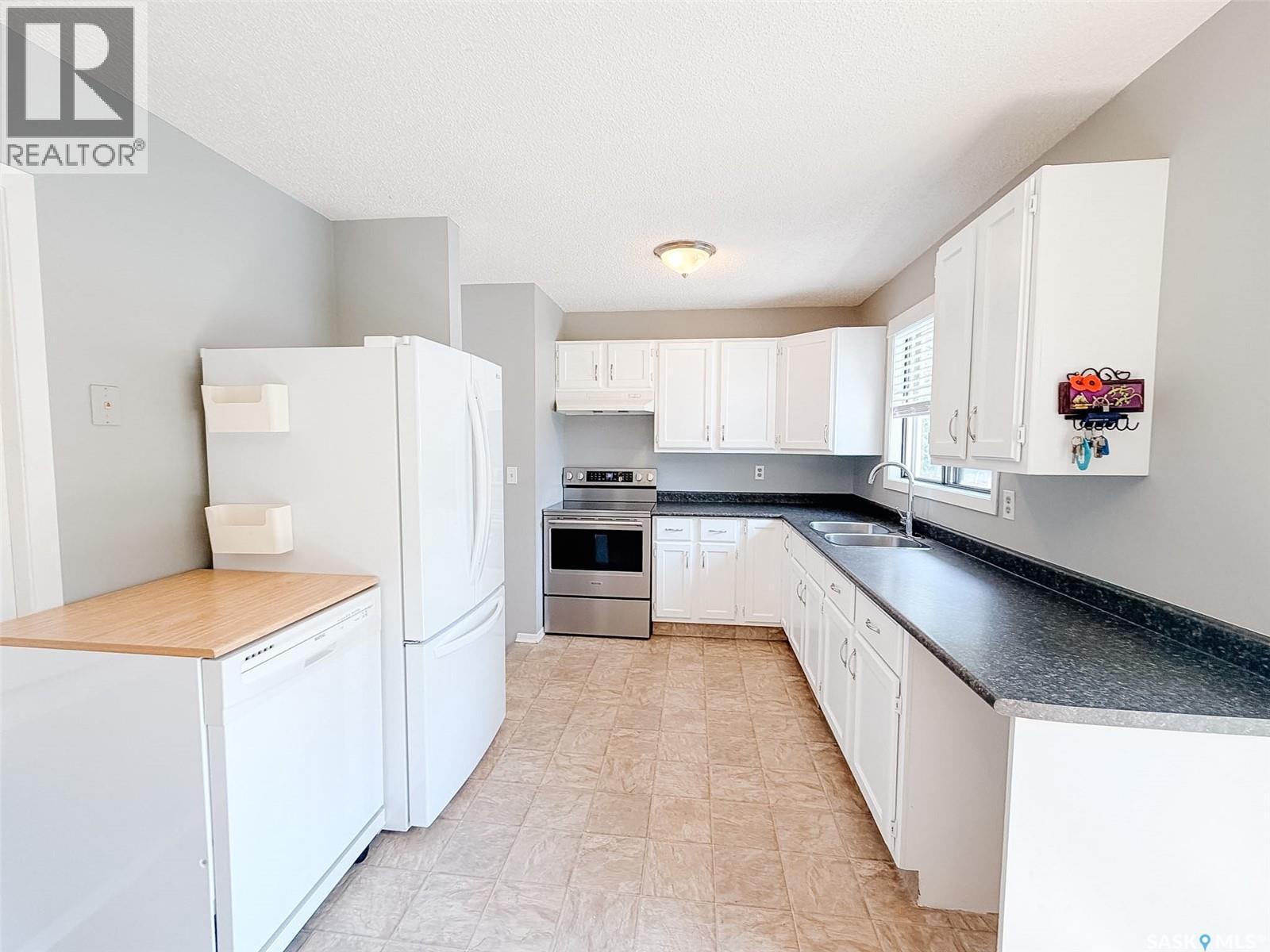 1026 Kingsmere Boulevard, Saskatoon, Saskatchewan  S7J 4X6 - Photo 8 - SK044443