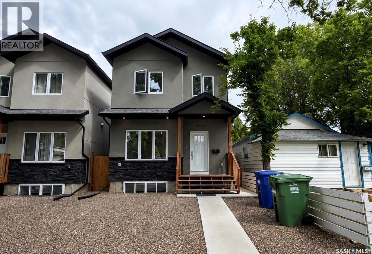1220 D AVENUE N, saskatoon, Saskatchewan