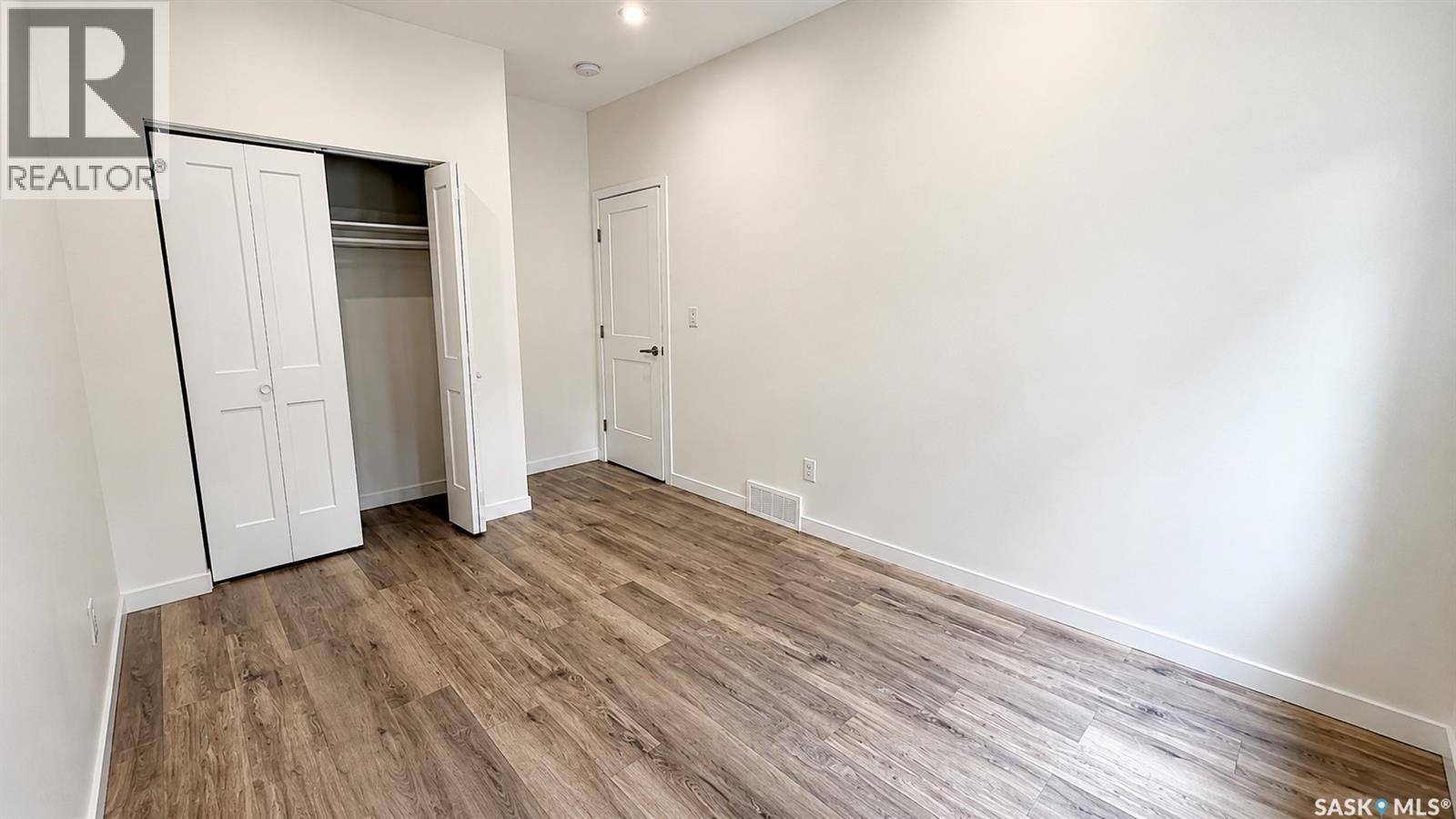 1220 D Avenue N, Saskatoon, Saskatchewan  S7L 1P1 - Photo 21 - SK044396