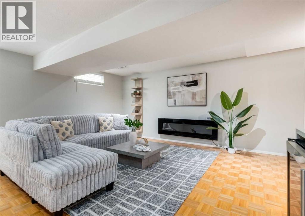 425 Woodland Crescent SE, Calgary, Alberta  T2J 1J7 - Photo 28 - A2326875