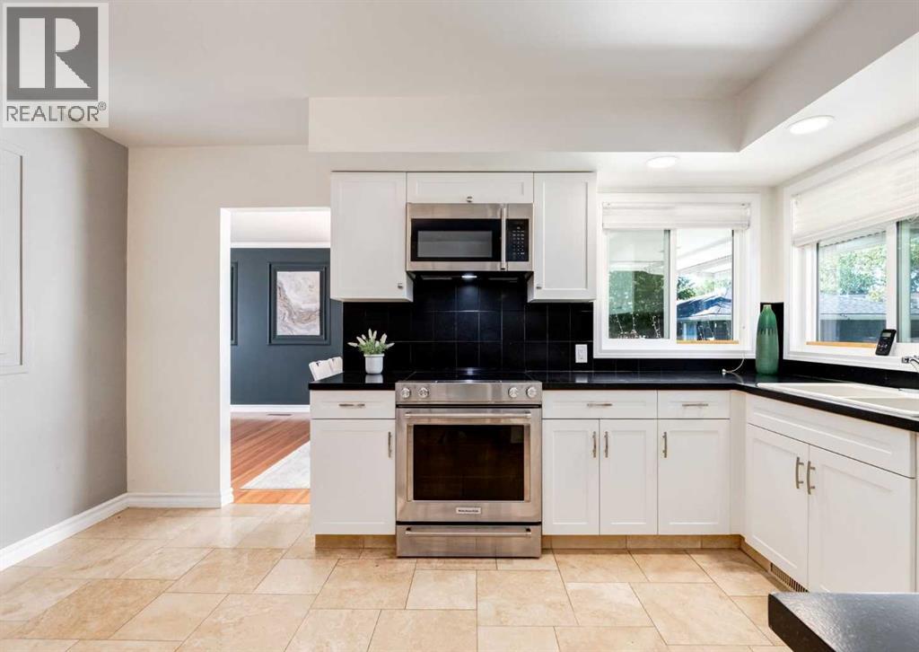 425 Woodland Crescent SE, Calgary, Alberta  T2J 1J7 - Photo 16 - A2326875