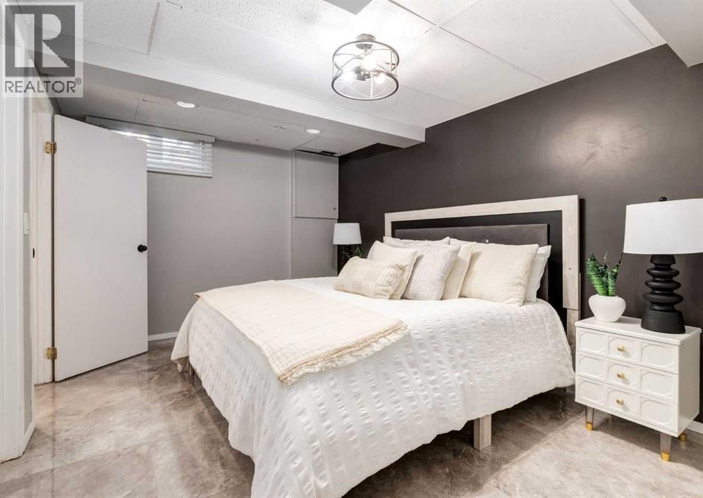 425 Woodland Crescent SE, Calgary, Alberta  T2J 1J7 - Photo 32 - A2326875