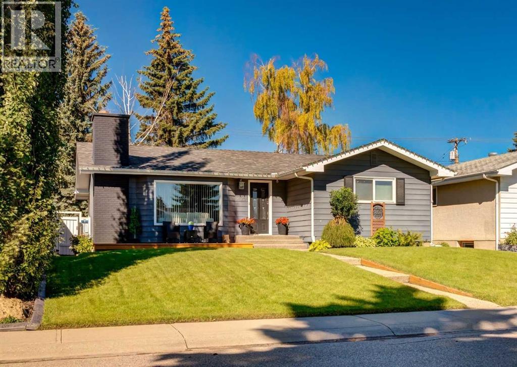 425 Woodland Crescent SE, Calgary, Alberta  T2J 1J7 - Photo 2 - A2326875