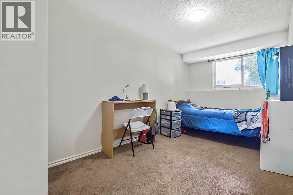 124 Bergen Road NW, Calgary, Alberta  T3K 1H9 - Photo 16 - A2328708
