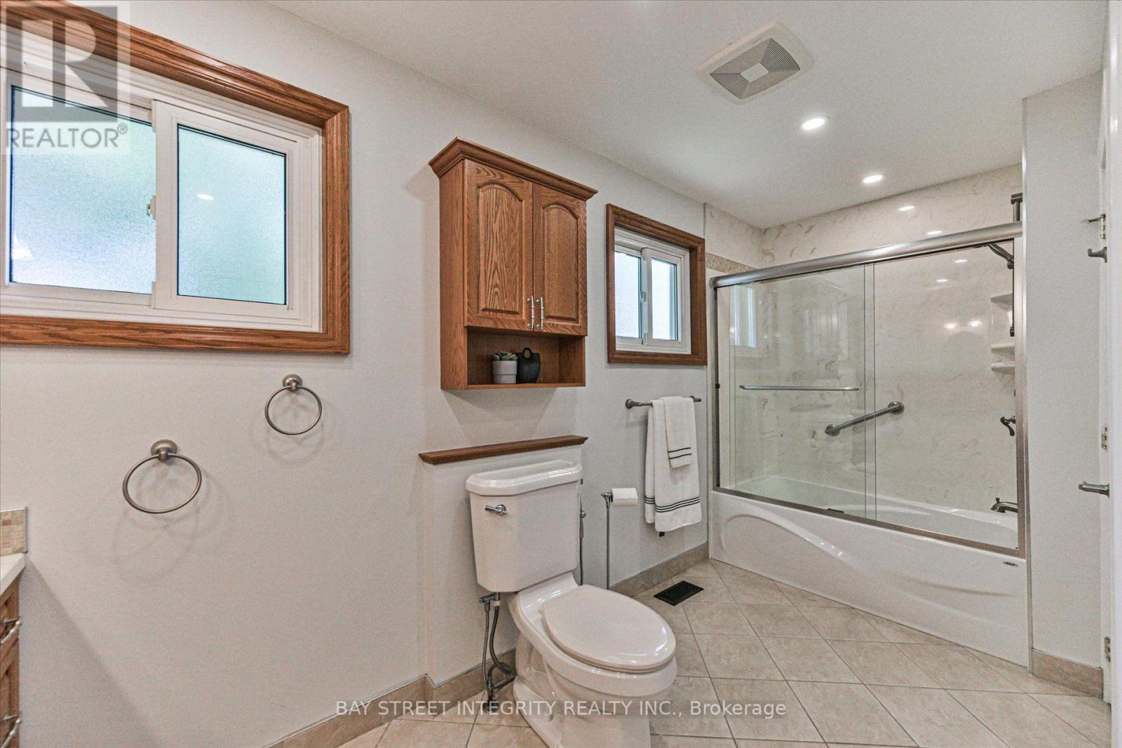 2381 Lyford Lane, Burlington, Ontario  L7P 3Y8 - Photo 31 - W13632284