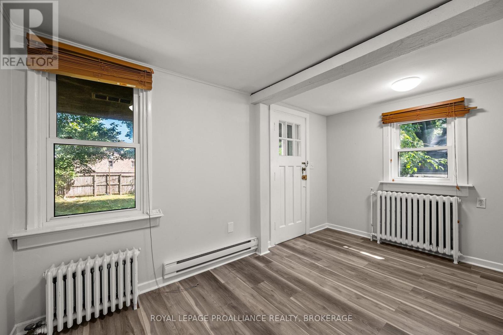 211 Toronto Street, Kingston, Ontario  K7L 4A9 - Photo 18 - X13634778