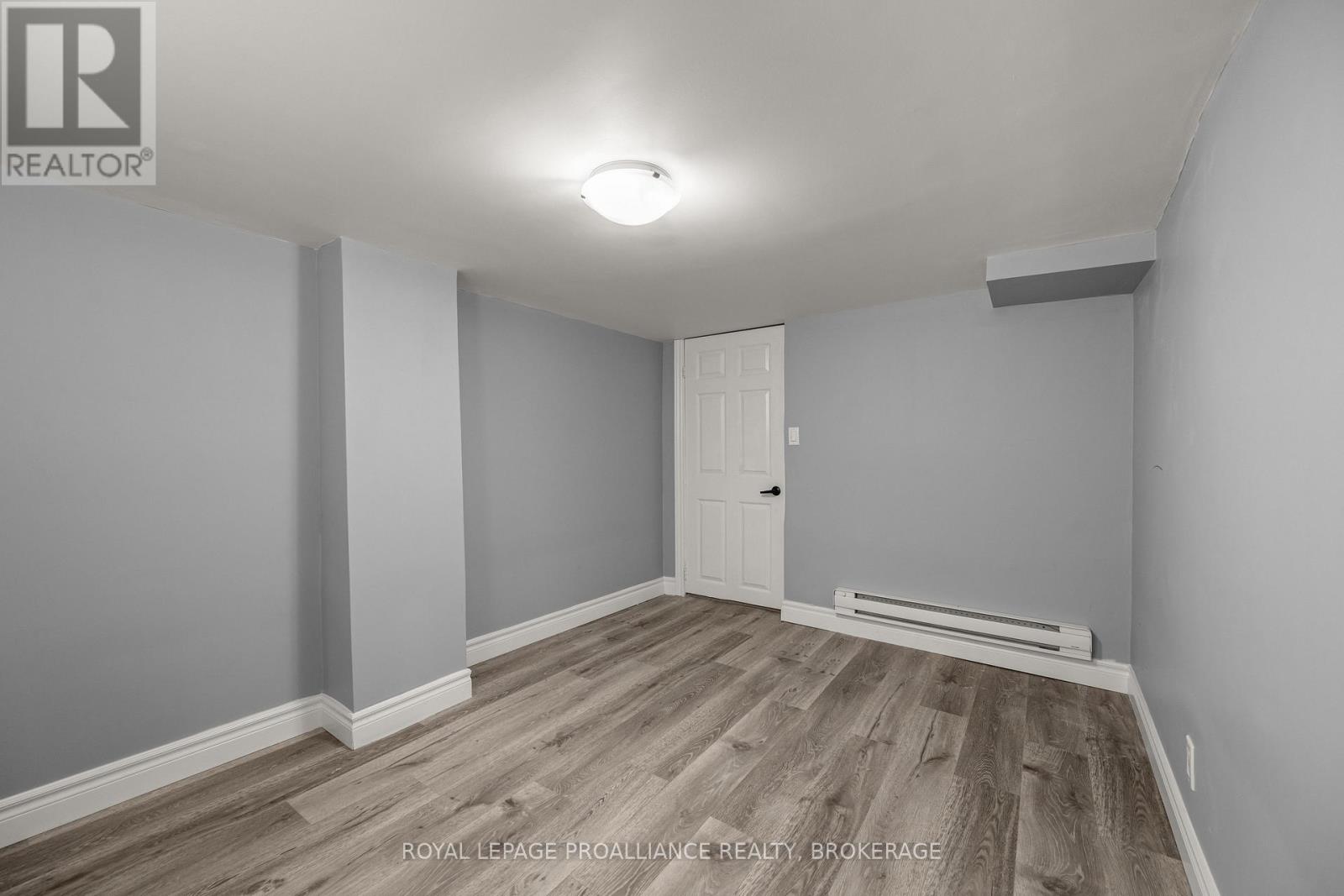 211 Toronto Street, Kingston, Ontario  K7L 4A9 - Photo 25 - X13634778
