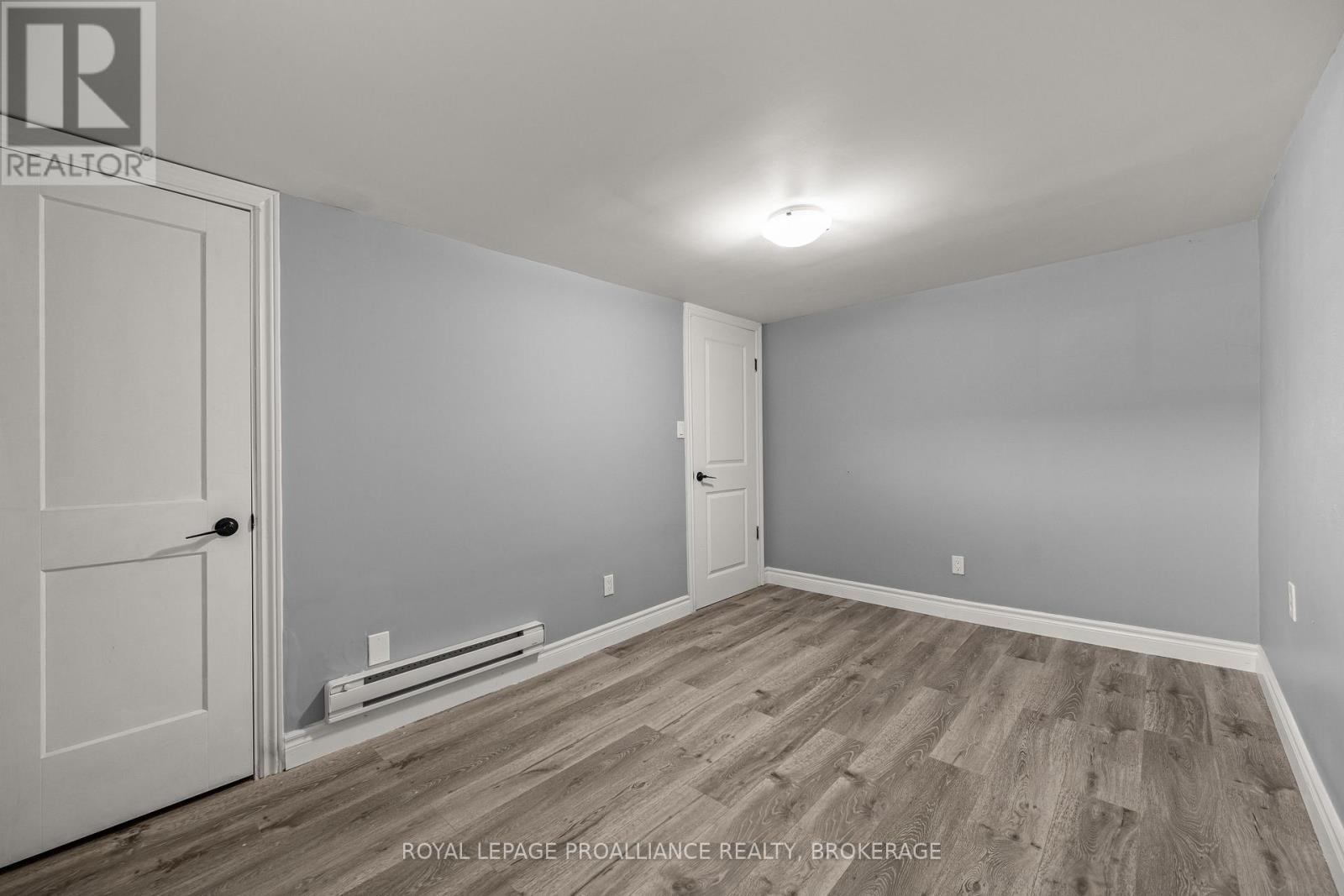 211 Toronto Street, Kingston, Ontario  K7L 4A9 - Photo 29 - X13634778