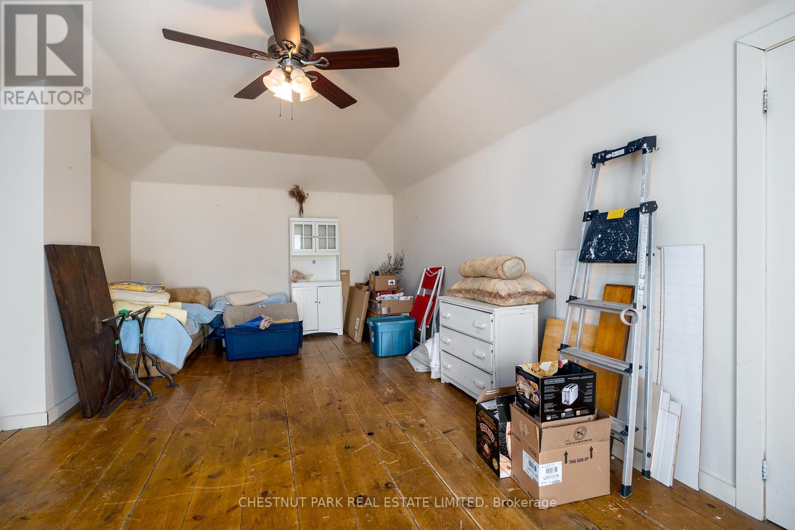 9 East Mary Street, Prince Edward County, Ontario  K0K 2T0 - Photo 20 - X13634864