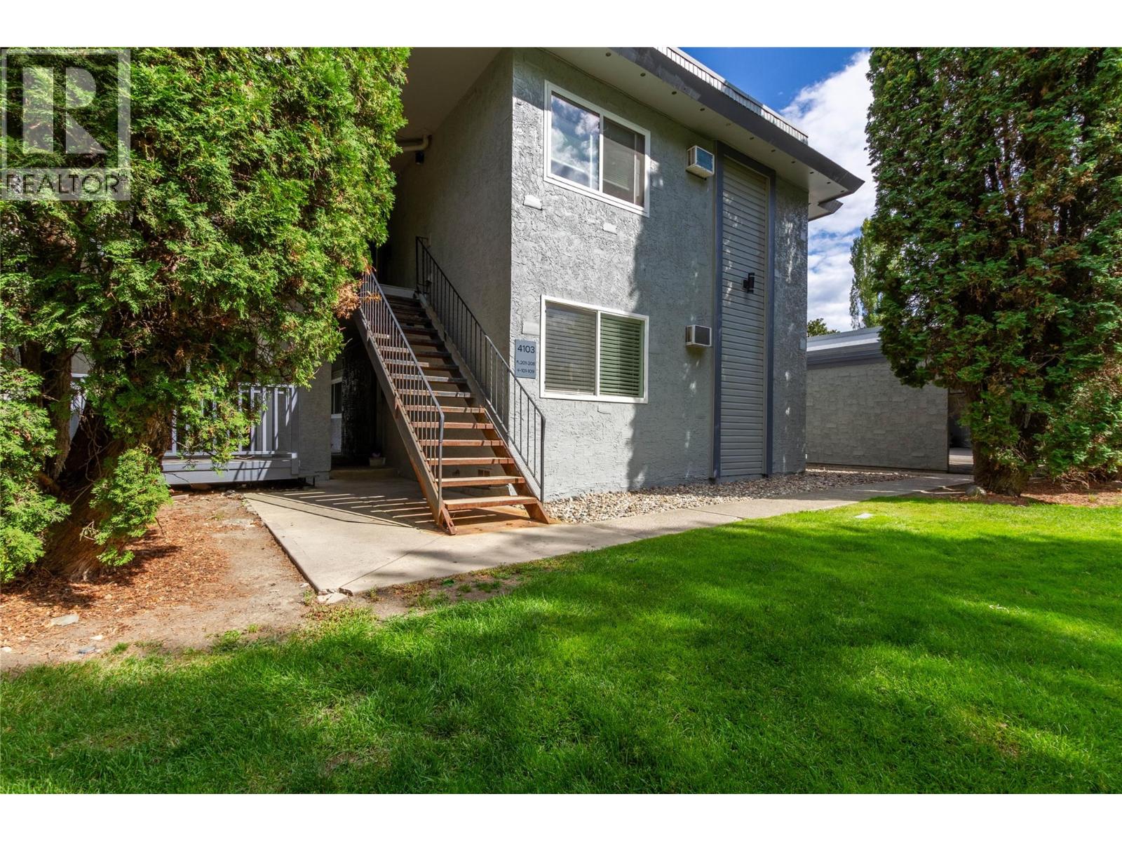 4103 Alexis Park Drive Unit# 101, Vernon, British Columbia  V1T 6H2 - Photo 1 - 10359153