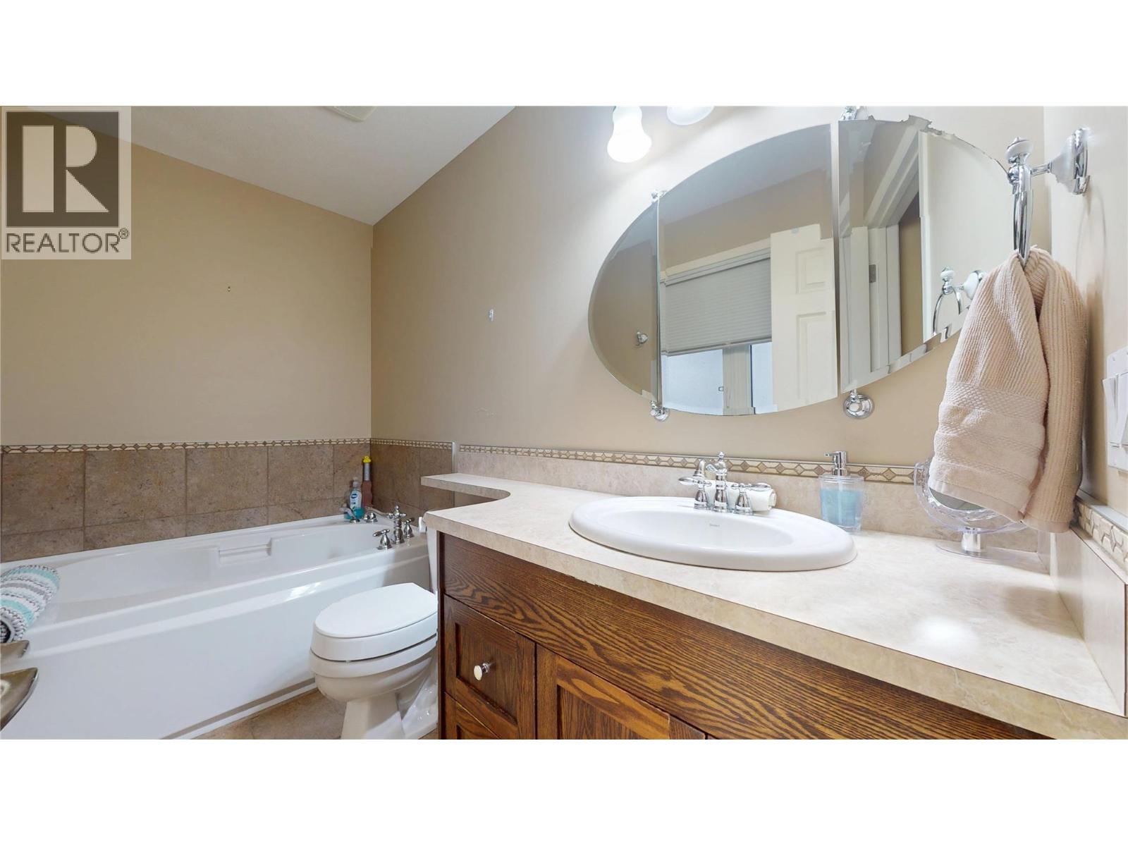 2100 13th Street S Unit# 127, Cranbrook, British Columbia  V1C 7J5 - Photo 13 - 10371086