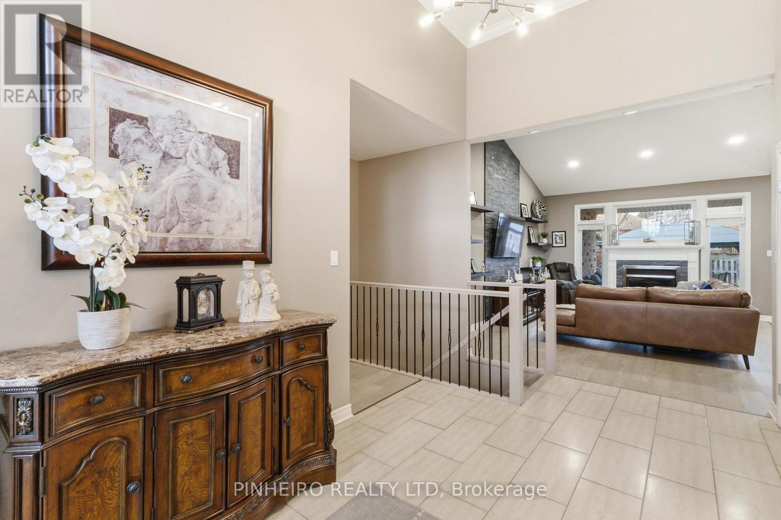 223 Birchmount Street, London South, Ontario  N6K 4X8 - Photo 5 - X13635024