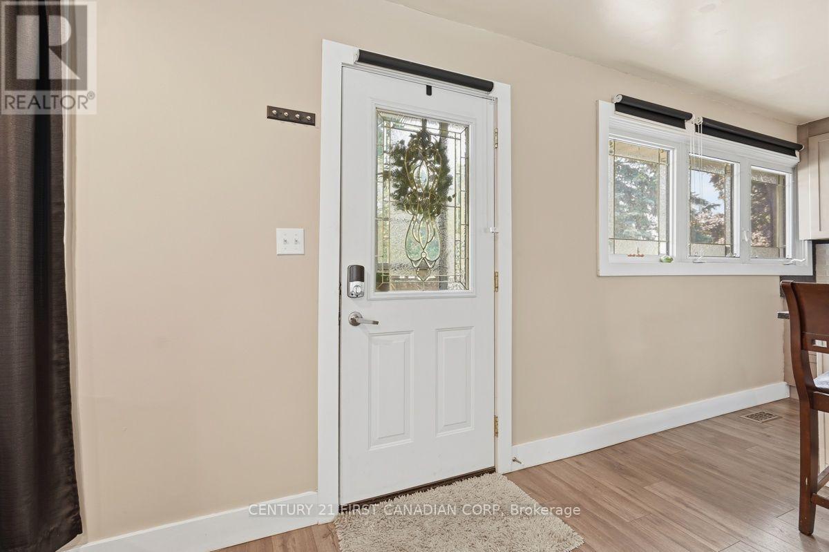 28 Tweedsmuir Avenue, London East, Ontario  N5W 1K5 - Photo 9 - X13635118