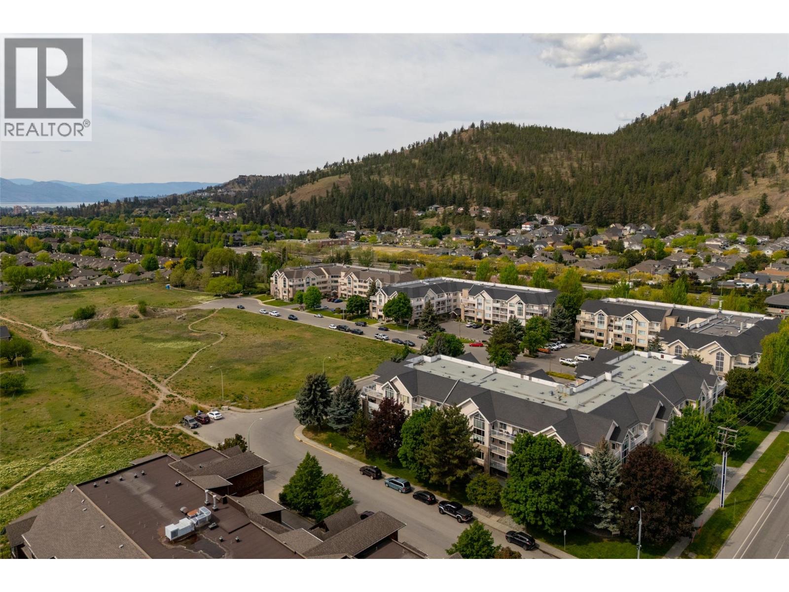 400 Sutton Crescent Unit# 313, Kelowna, BC V1V 1Y3