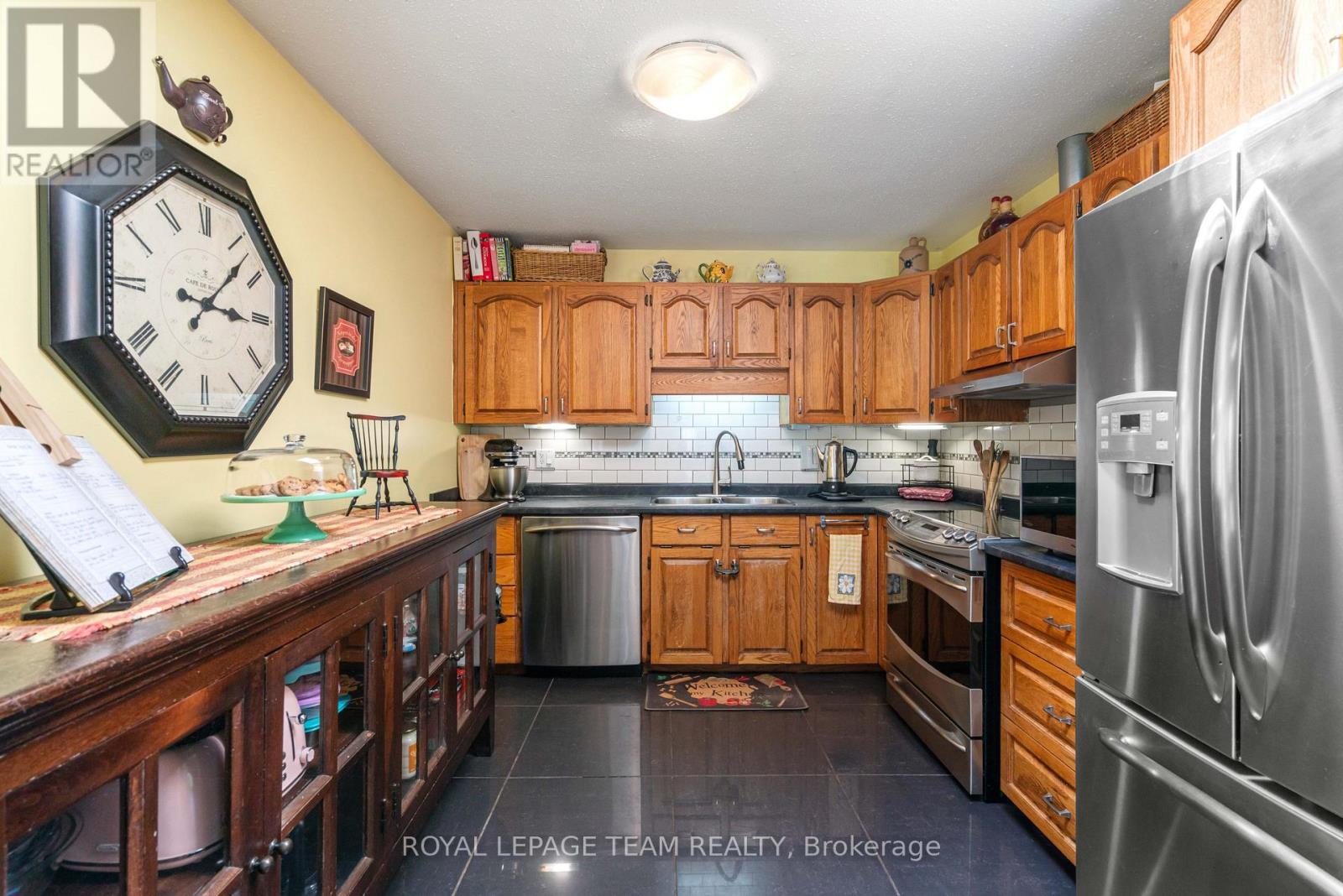 31 Orville Street, Ottawa, Ontario K2S 1M6 - Photo 11 - X13635056