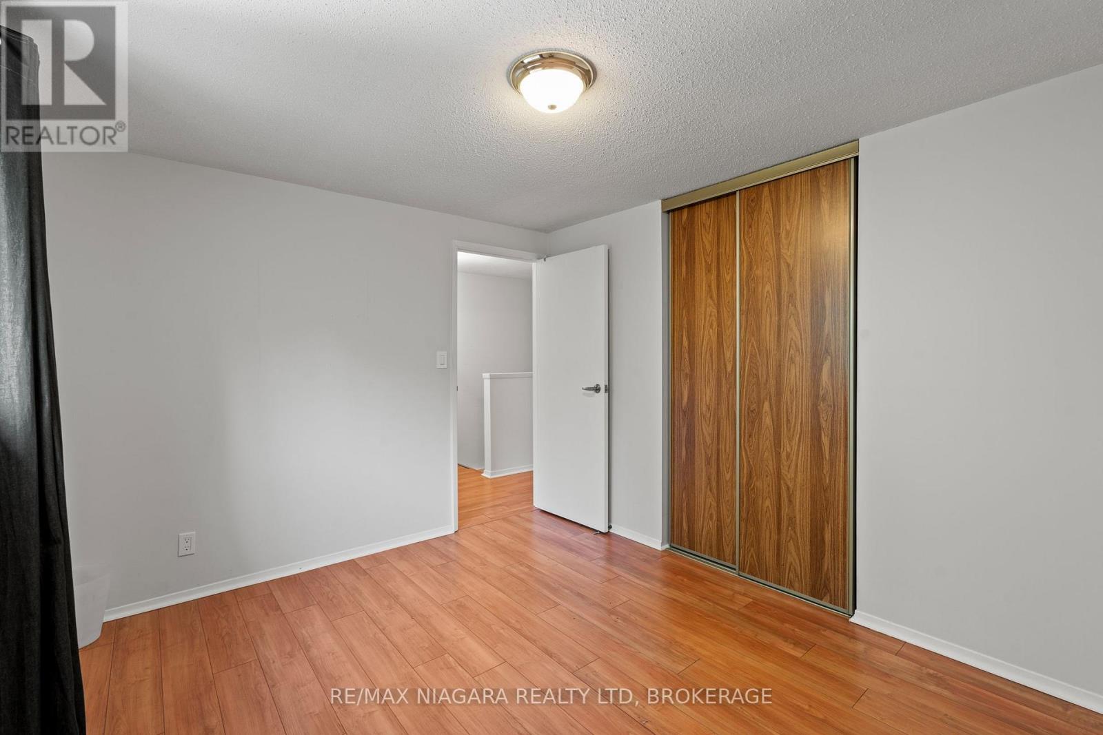 47 Birchpark Drive, Grimsby, Ontario  L3M 4M9 - Photo 14 - X13635002