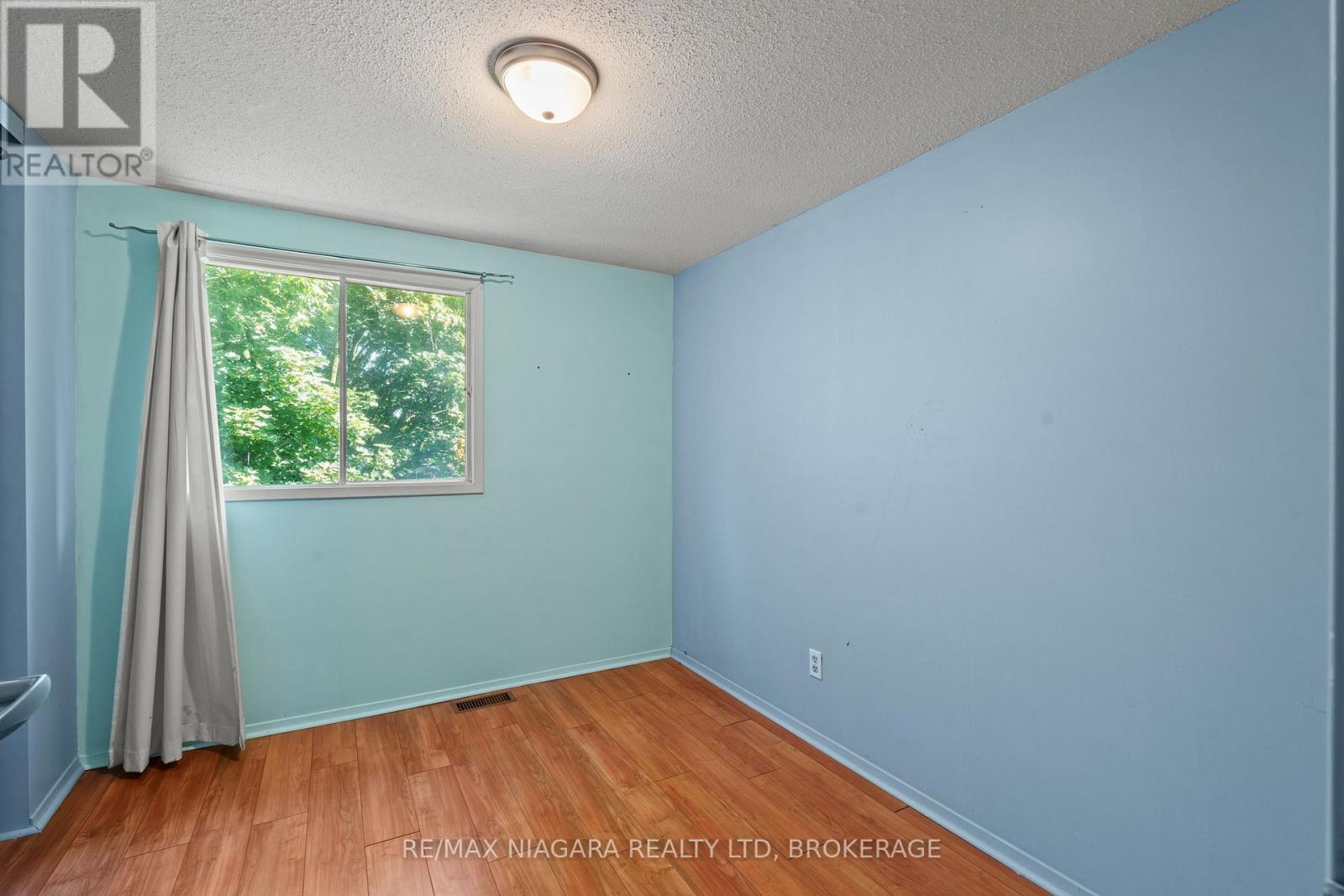 47 Birchpark Drive, Grimsby, Ontario  L3M 4M9 - Photo 17 - X13635002