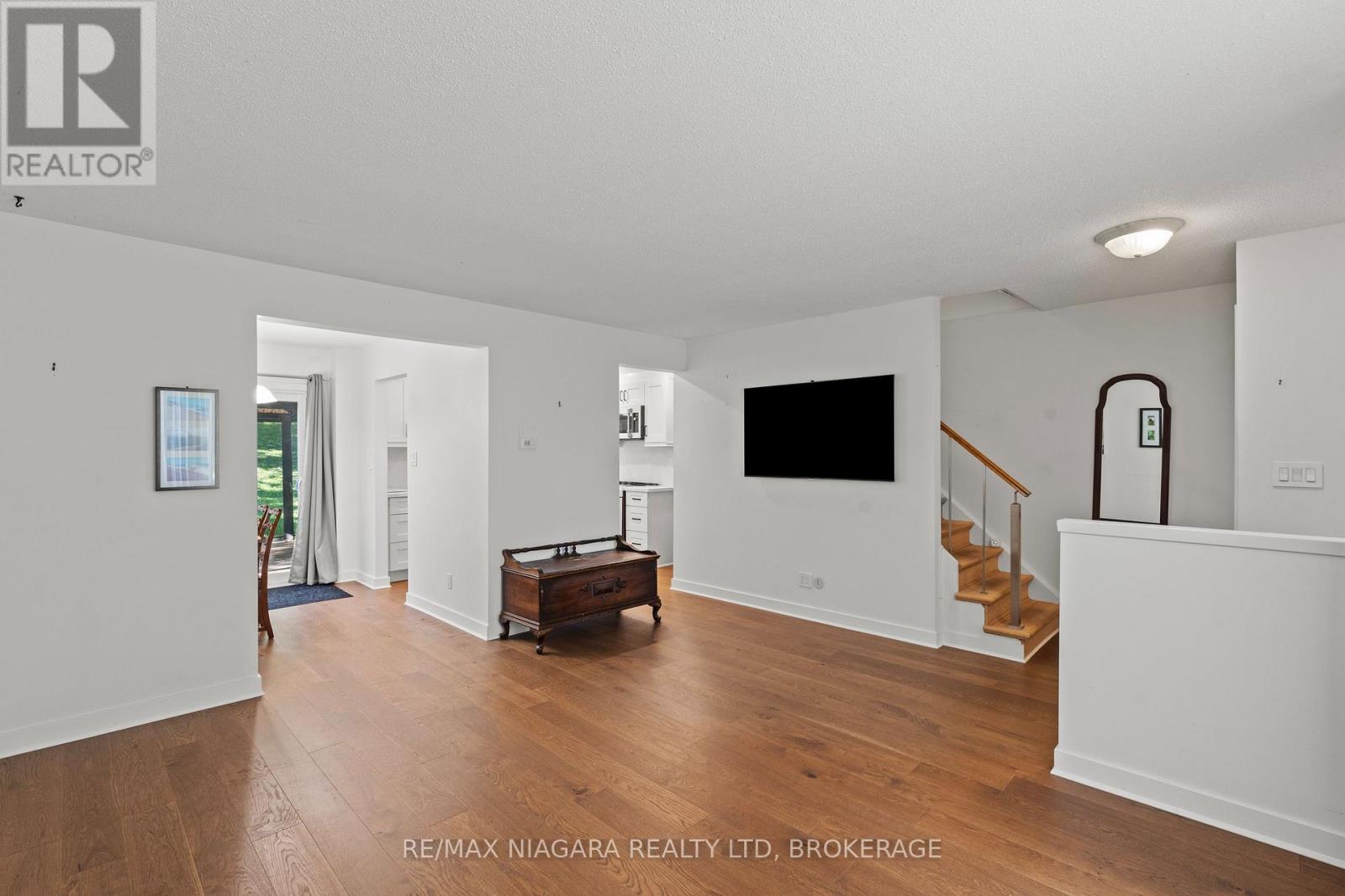 47 Birchpark Drive, Grimsby, Ontario  L3M 4M9 - Photo 5 - X13635002