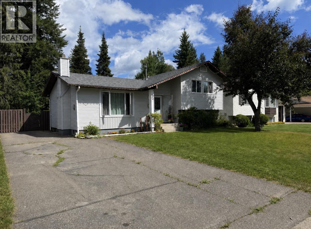 7872 Loyola Crescent, Prince George, British Columbia  V2N 3V2 - Photo 1 - R3152114