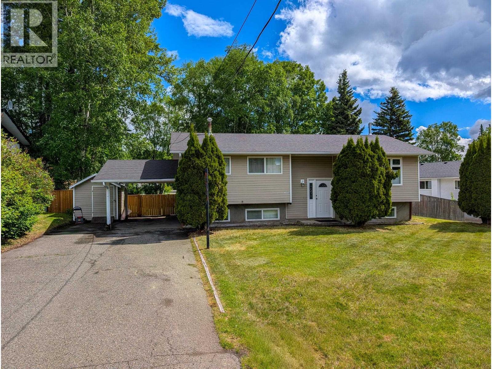 3054 Poyner Crescent, Prince George, British Columbia  V2K 1Y1 - Photo 1 - R3152128