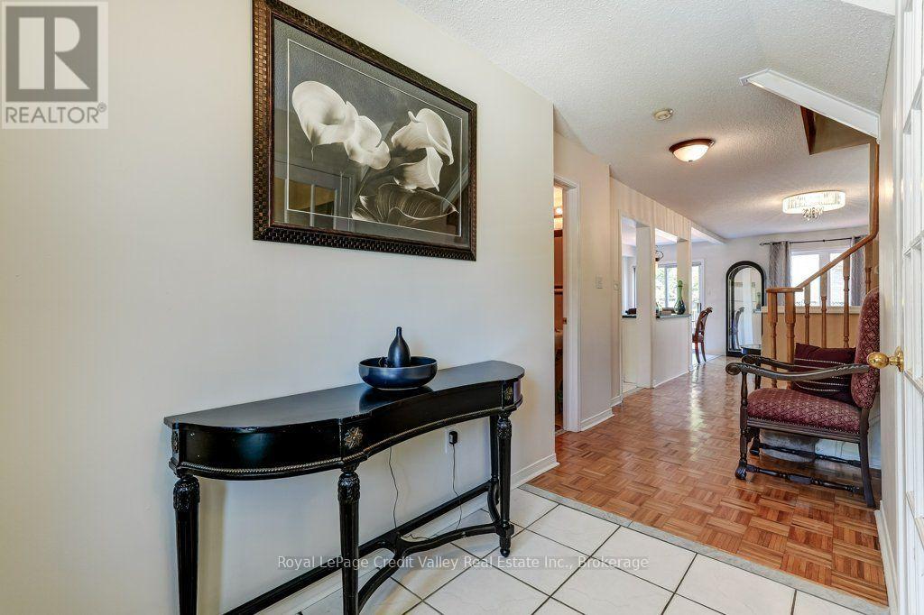 23 Tinsmith Street, Brampton, Ontario  L7A 1N1 - Photo 5 - W13634884