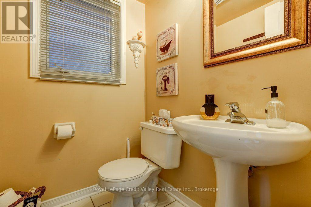 23 Tinsmith Street, Brampton, Ontario  L7A 1N1 - Photo 6 - W13634884