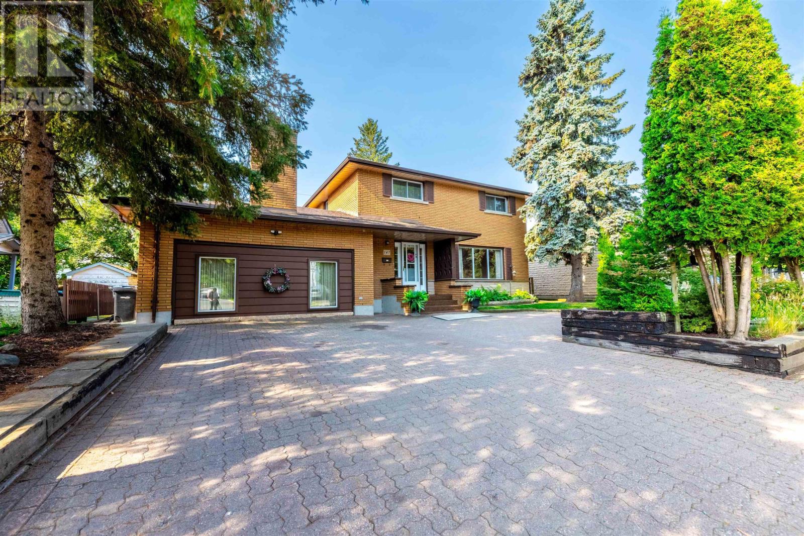 147 Woodside St, Thunder Bay, Ontario  P7A 7G4 - Photo 1 - TB2602220
