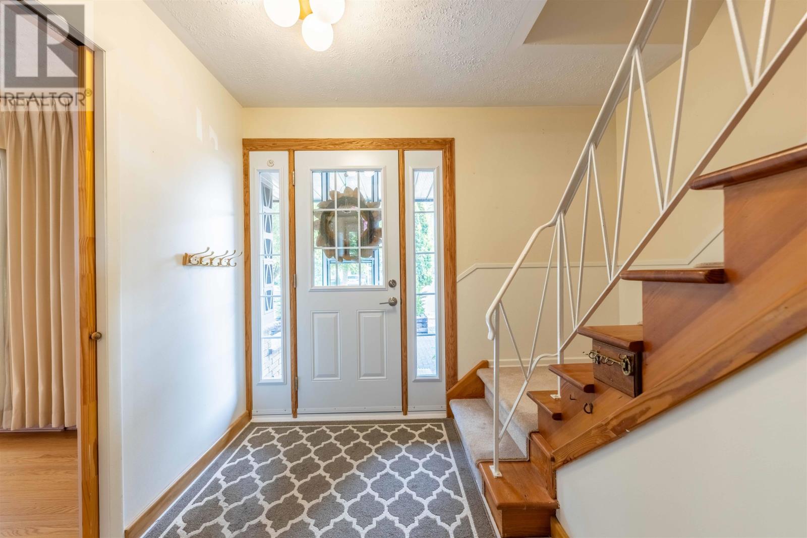 147 Woodside St, Thunder Bay, Ontario  P7A 7G4 - Photo 3 - TB2602220