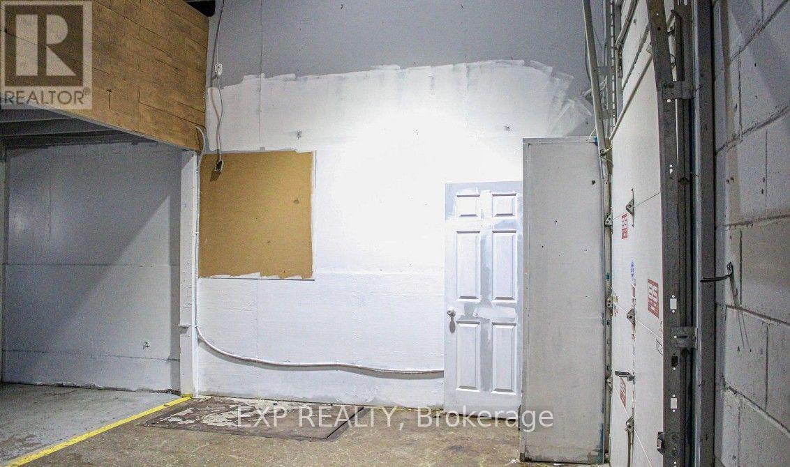 9 - 30 Canvarco Road, Toronto, Ontario M4G 1L3 - Photo 6 - C13634866