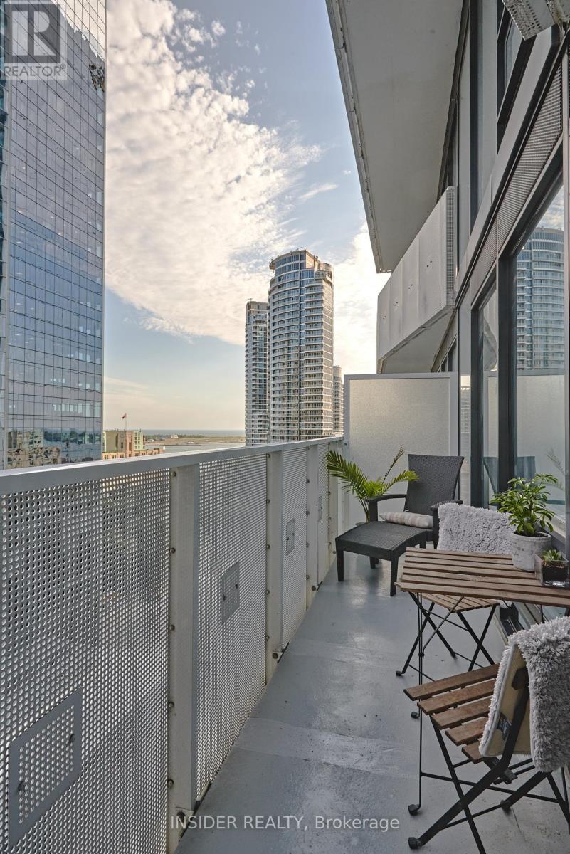 1409 - 88 Harbour Street, Toronto, Ontario M5J 0C3 - Photo 7 - C13634870