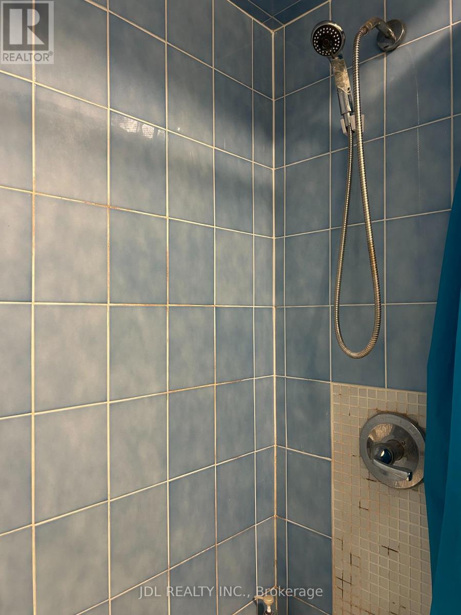 Suite A, 2nd Floor - 518 Manning Ave Avenue, Toronto, Ontario M6G 2V7 - Photo 4 - C13635098