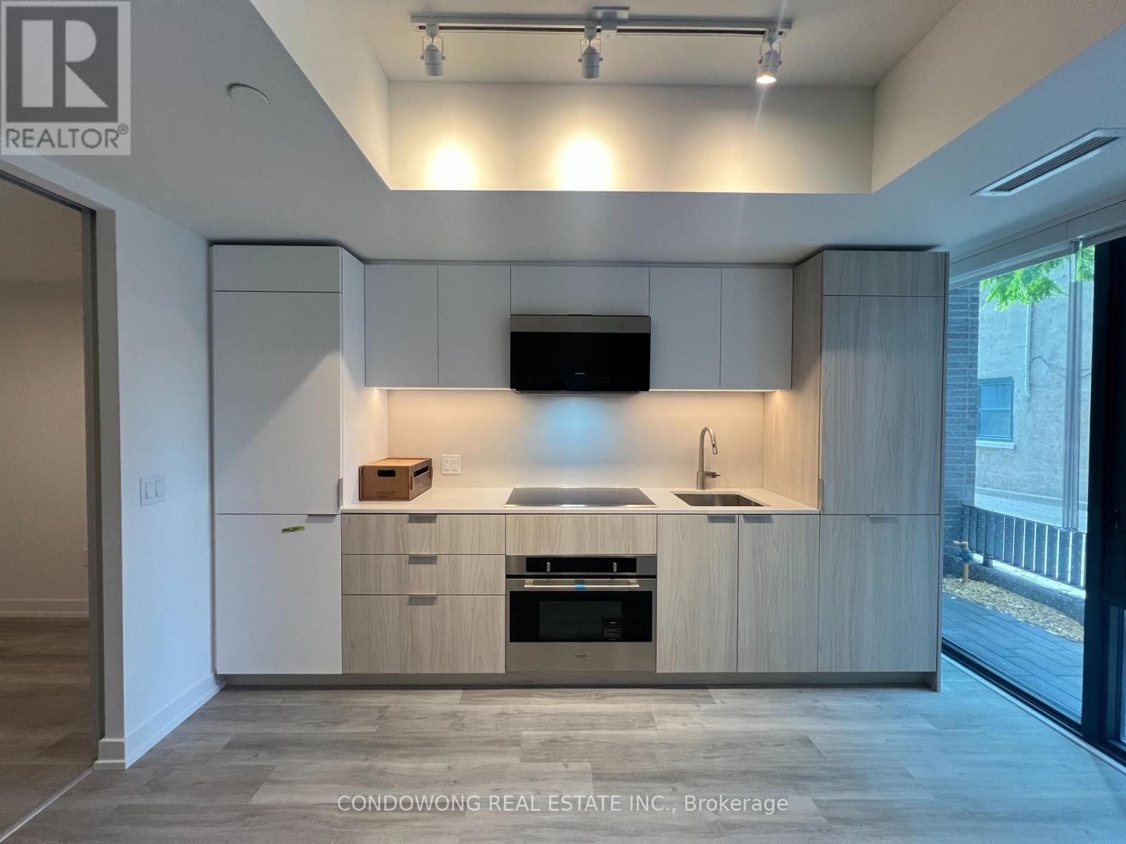 Th110 - 28 Eastern Avenue, Toronto, Ontario M5A 0Y2 - Photo 2 - C13635108