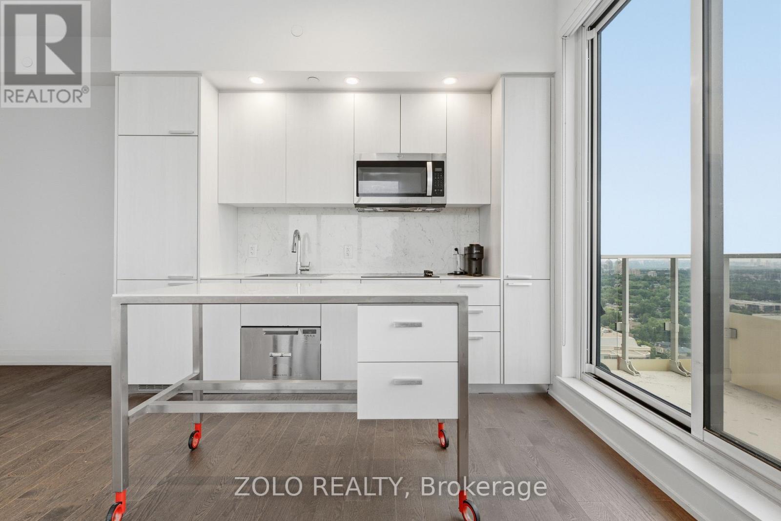 Ph303 - 75 Canterbury Place, Toronto, Ontario M2N 0L2 - Photo 4 - C13635122