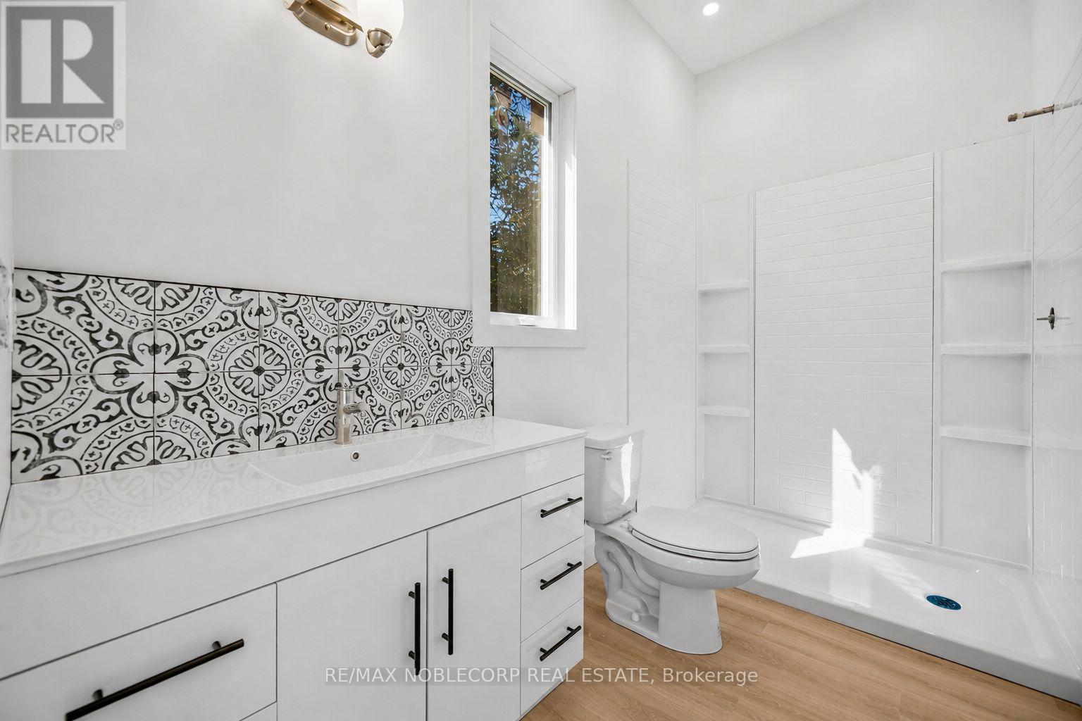 Rear Garden Suite - 6 Evandale Road, Toronto, Ontario  M1L 3S1 - Photo 24 - E13634842