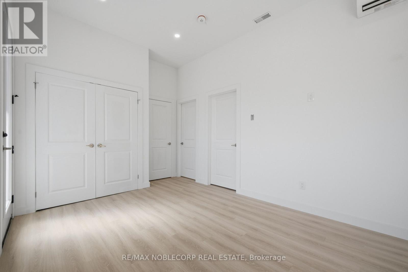 Rear Garden Suite - 6 Evandale Road, Toronto, Ontario  M1L 3S1 - Photo 7 - E13634842