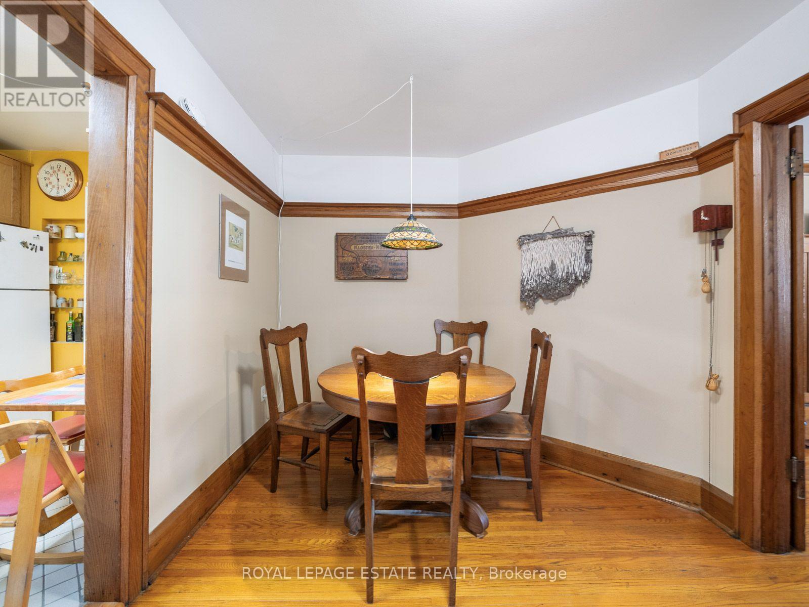 2275 Queen Street E, Toronto, Ontario  M4E 1G5 - Photo 18 - E13634844