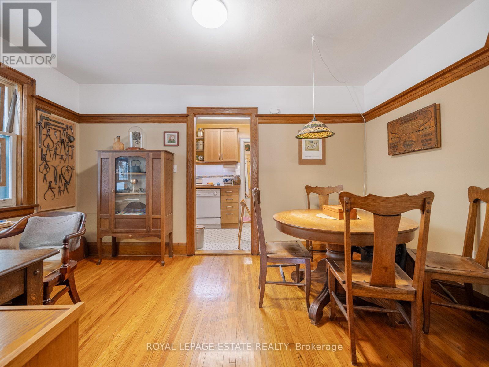 2275 Queen Street E, Toronto, Ontario  M4E 1G5 - Photo 22 - E13634844
