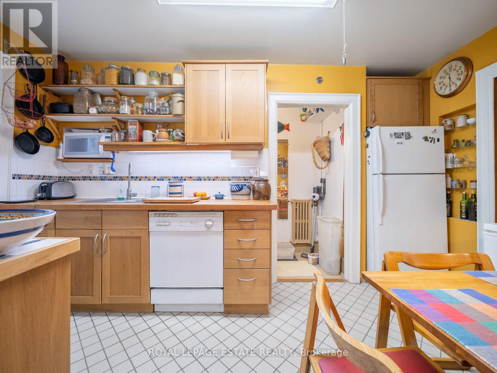 2275 Queen Street E, Toronto, Ontario  M4E 1G5 - Photo 24 - E13634844