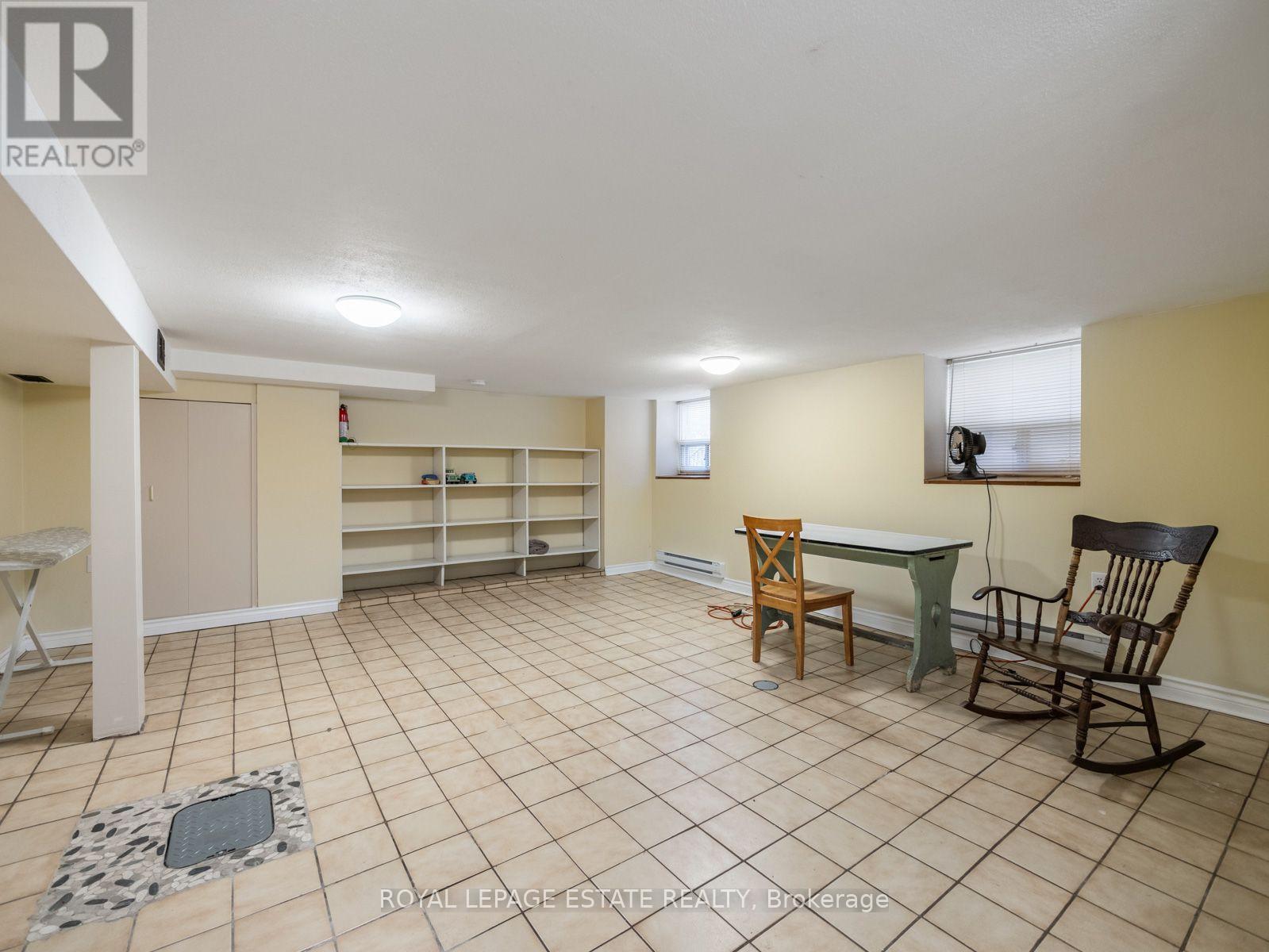 2275 Queen Street E, Toronto, Ontario  M4E 1G5 - Photo 35 - E13634844